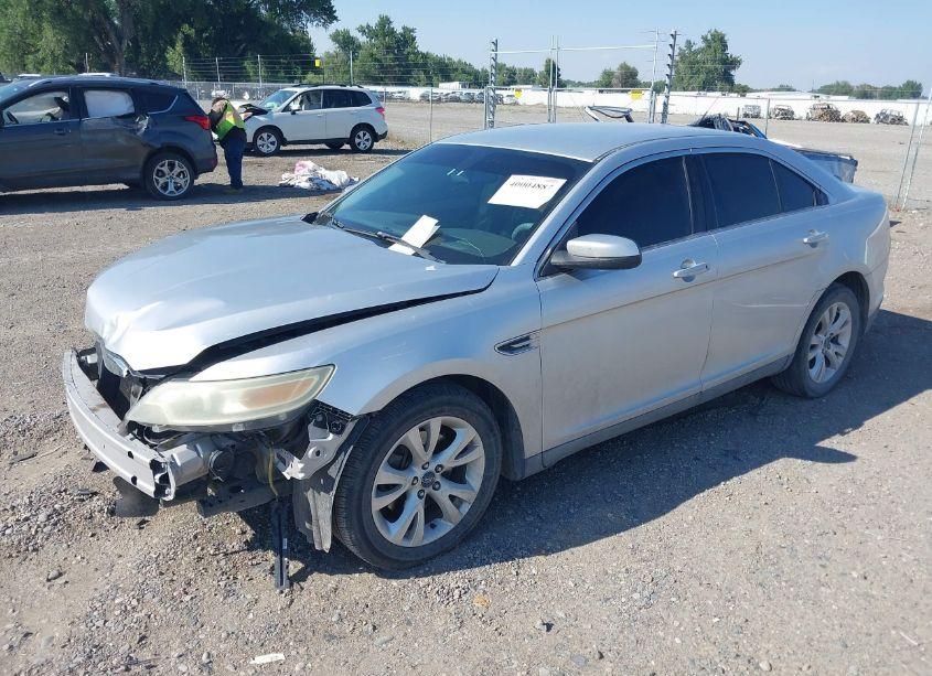 Photo 2 of 2011 Ford Taurus SEL (VIN 1FAHP2HW6BG185979)