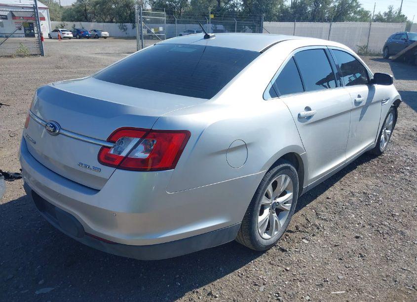 Photo 4 of 2011 Ford Taurus SEL (VIN 1FAHP2HW6BG185979)