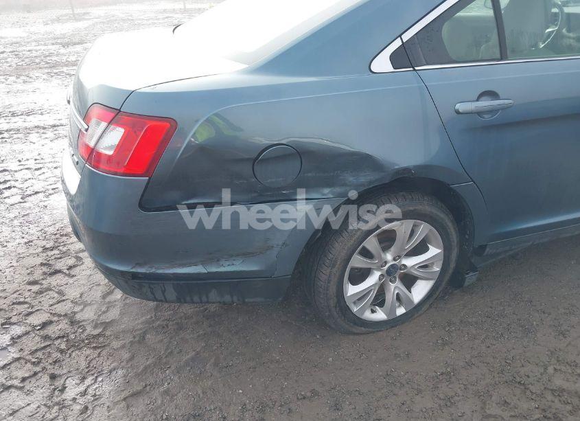 Photo 6 of 2010 Ford Taurus SEL (VIN 1FAHP2HW7AG163830)