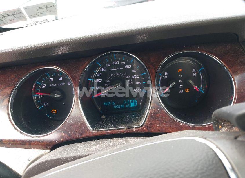 Photo 7 of 2010 Ford Taurus SEL (VIN 1FAHP2HW7AG163830)