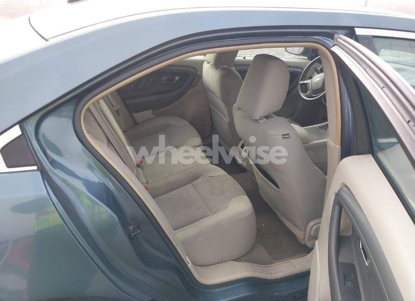 Photo 8 of 2010 Ford Taurus SEL (VIN 1FAHP2HW7AG163830)