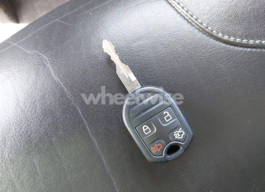 Photo 11 of 2012 Ford Taurus SEL (VIN 1FAHP2HW8CG144836)