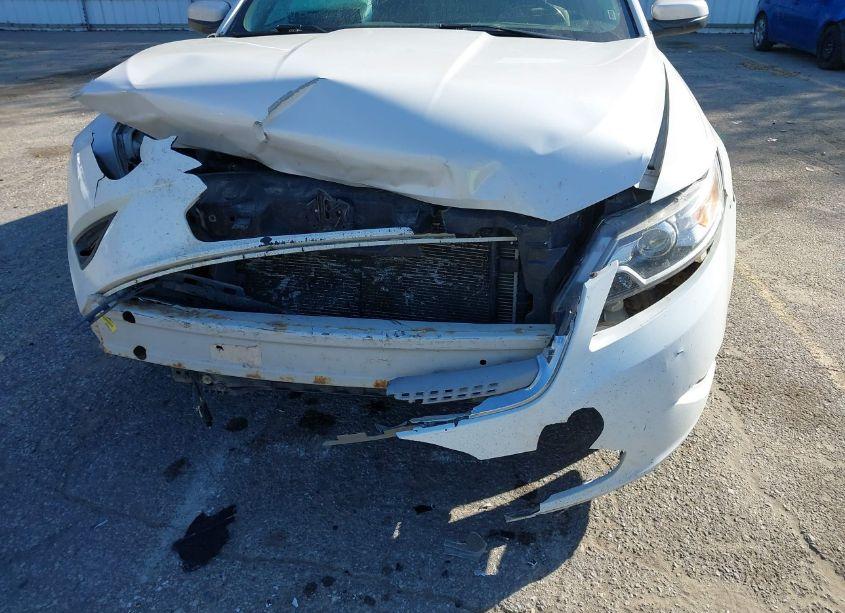 Photo 6 of 2010 Ford Taurus SEL (VIN 1FAHP2HWXAG139957)