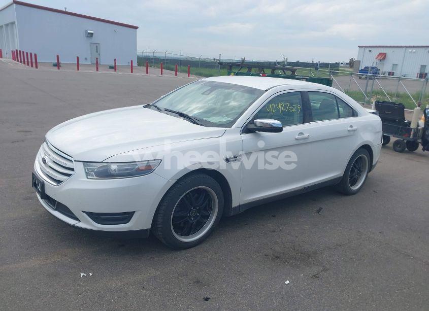 Photo 2 of 2014 Ford Taurus LIMITED (VIN 1FAHP2J81EG134518)