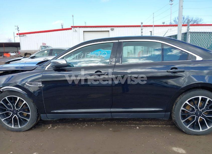 Photo 15 of 2018 Ford Taurus LIMITED (VIN 1FAHP2J81JG130687)