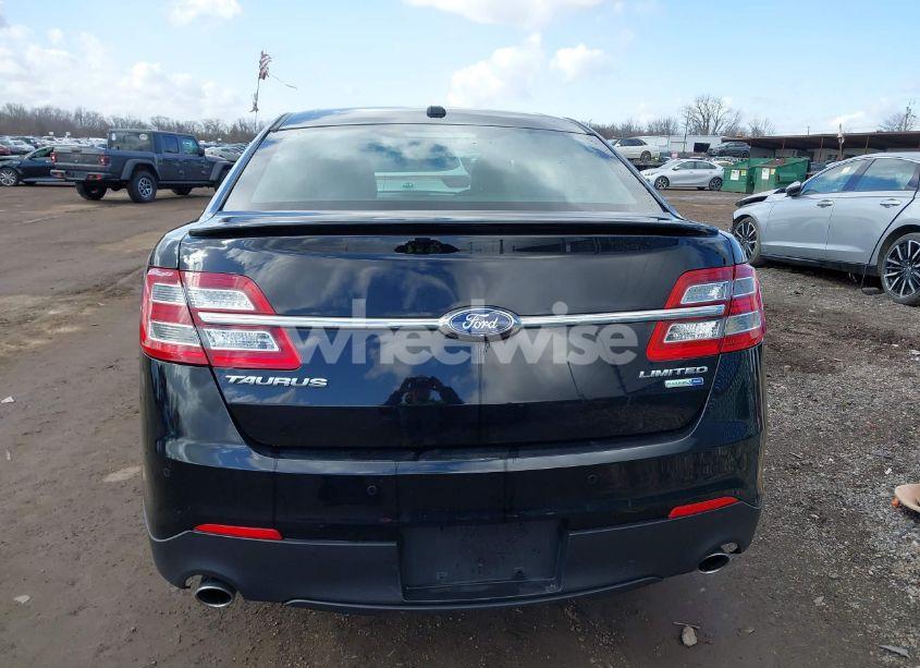 Photo 17 of 2018 Ford Taurus LIMITED (VIN 1FAHP2J81JG130687)