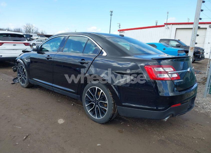 Photo 3 of 2018 Ford Taurus LIMITED (VIN 1FAHP2J81JG130687)