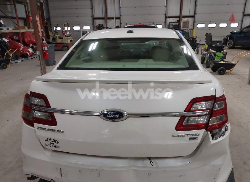 Photo 16 of 2015 Ford Taurus LIMITED (VIN 1FAHP2J85FG143692)