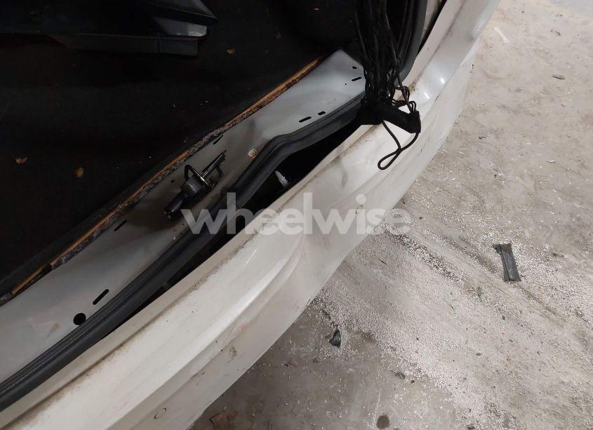 Photo 6 of 2015 Ford Taurus LIMITED (VIN 1FAHP2J85FG143692)