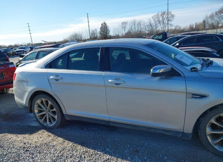 Photo 13 of 2015 Ford Taurus LIMITED (VIN 1FAHP2J86FG110166)