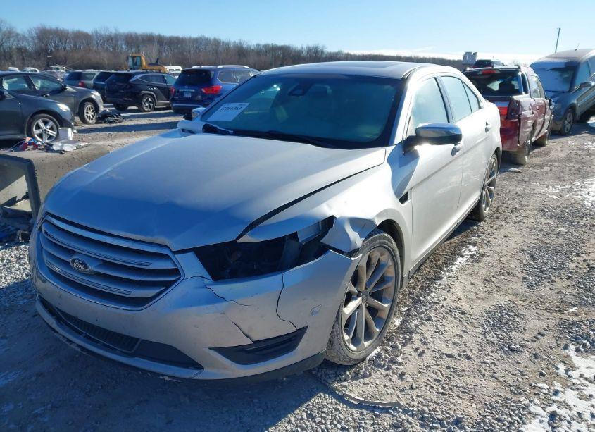 Photo 2 of 2015 Ford Taurus LIMITED (VIN 1FAHP2J86FG110166)