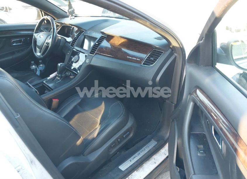 Photo 5 of 2016 Ford Taurus LIMITED (VIN 1FAHP2J88GG125477)