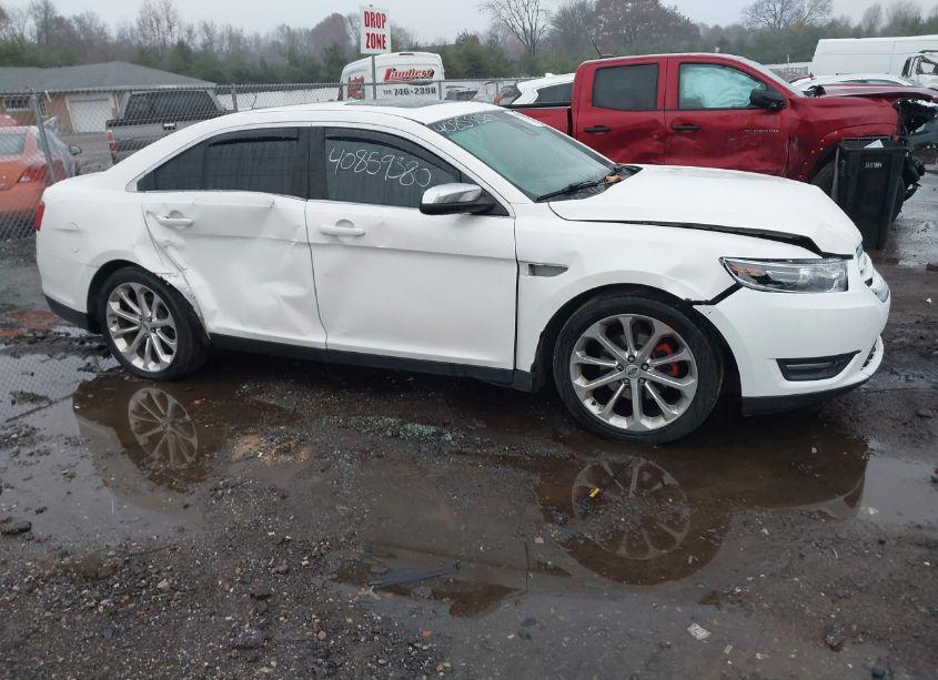 Photo 13 of 2016 Ford Taurus LIMITED (VIN 1FAHP2J89GG143888)