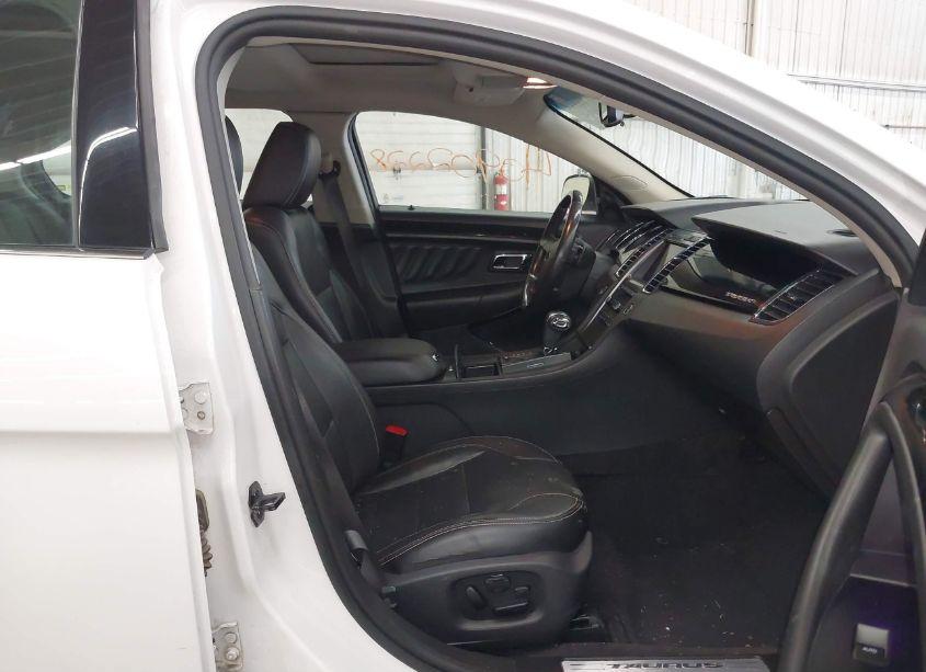 Photo 5 of 2011 Ford Taurus LIMITED (VIN 1FAHP2JW2BG114823)