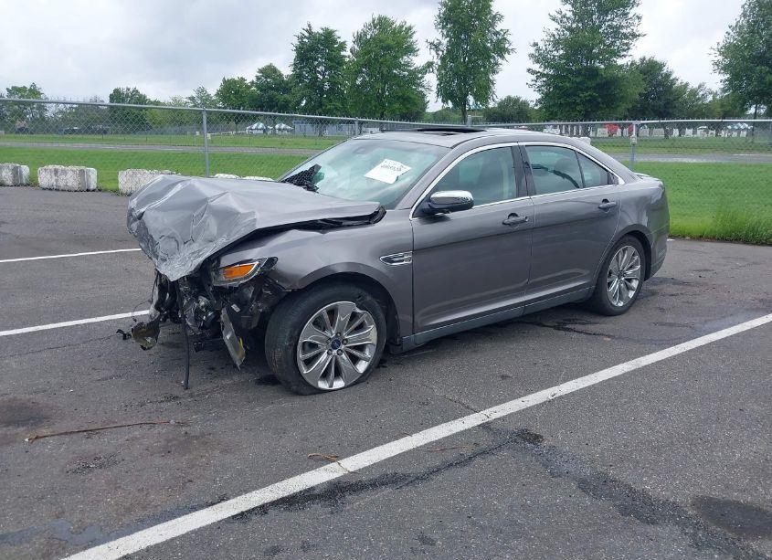 Photo 2 of 2011 Ford Taurus LIMITED (VIN 1FAHP2JW2BG191028)