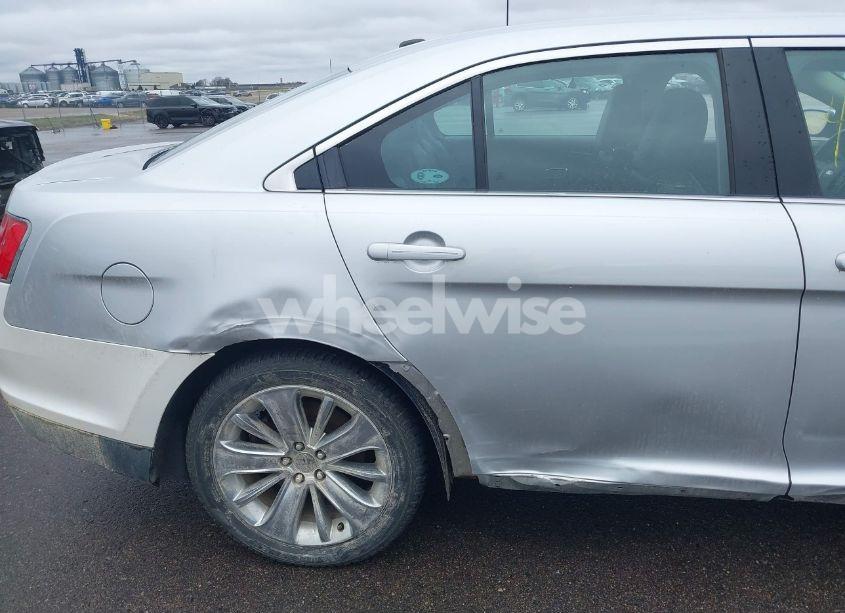 Photo 12 of 2011 Ford Taurus LIMITED (VIN 1FAHP2JW5BG108983)