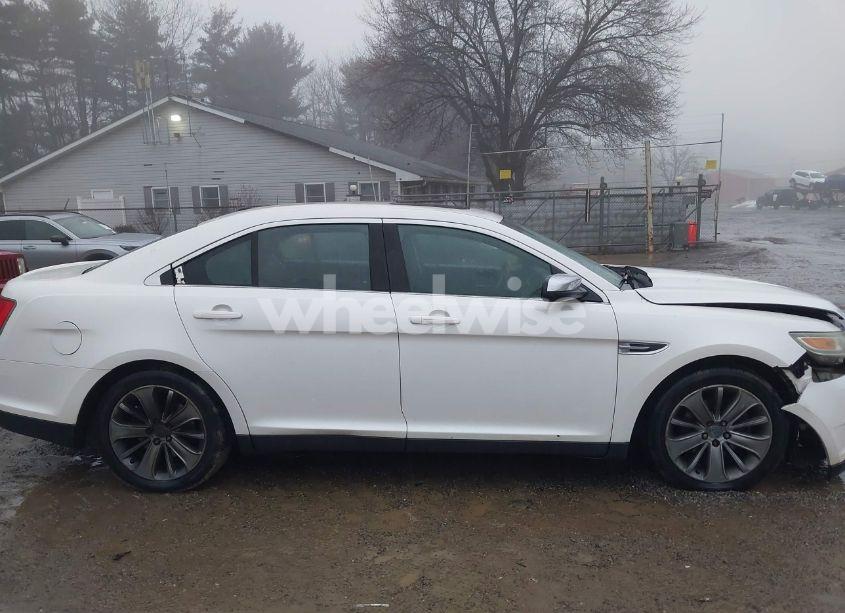 Photo 14 of 2010 Ford Taurus LIMITED (VIN 1FAHP2JW7AG106442)