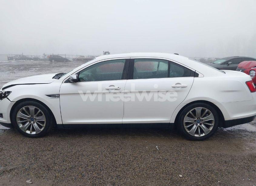 Photo 15 of 2010 Ford Taurus LIMITED (VIN 1FAHP2JW7AG106442)