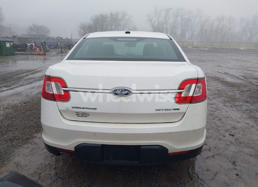 Photo 17 of 2010 Ford Taurus LIMITED (VIN 1FAHP2JW7AG106442)
