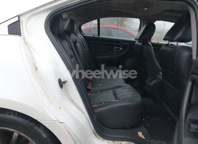 Photo 8 of 2010 Ford Taurus LIMITED (VIN 1FAHP2JW7AG106442)