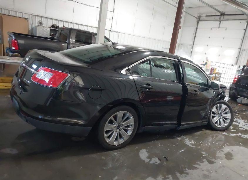 Photo 13 of 2010 Ford Taurus LIMITED (VIN 1FAHP2JW7AG155088)
