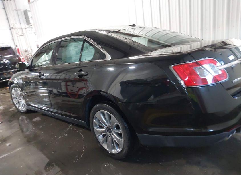 Photo 14 of 2010 Ford Taurus LIMITED (VIN 1FAHP2JW7AG155088)