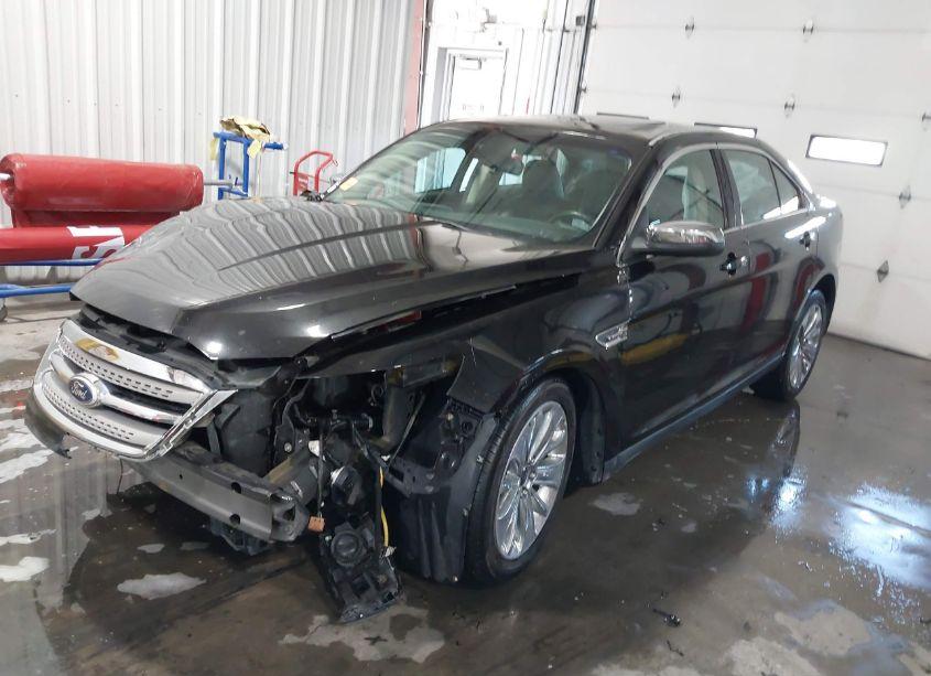 Photo 2 of 2010 Ford Taurus LIMITED (VIN 1FAHP2JW7AG155088)