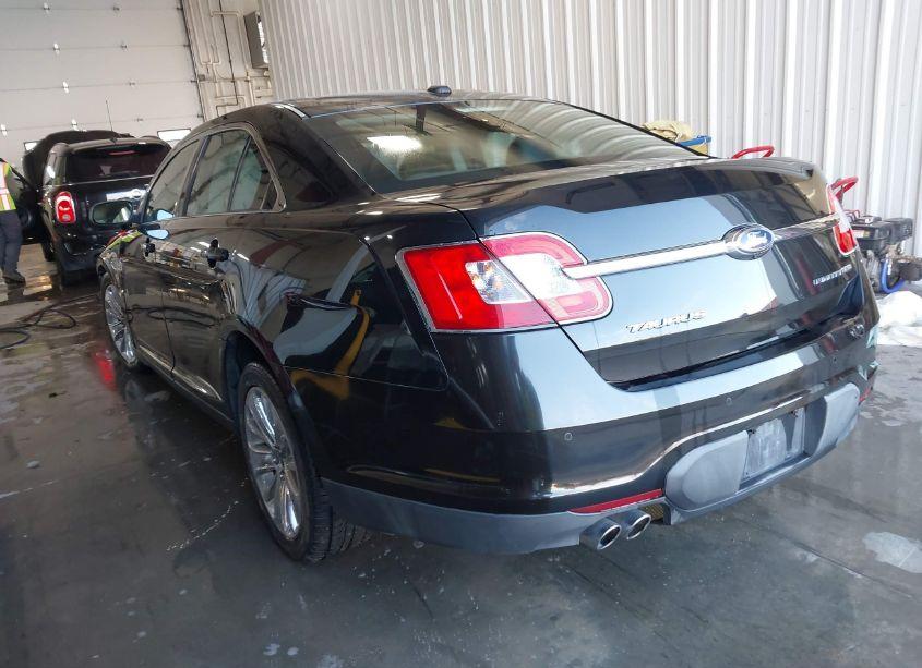 Photo 3 of 2010 Ford Taurus LIMITED (VIN 1FAHP2JW7AG155088)