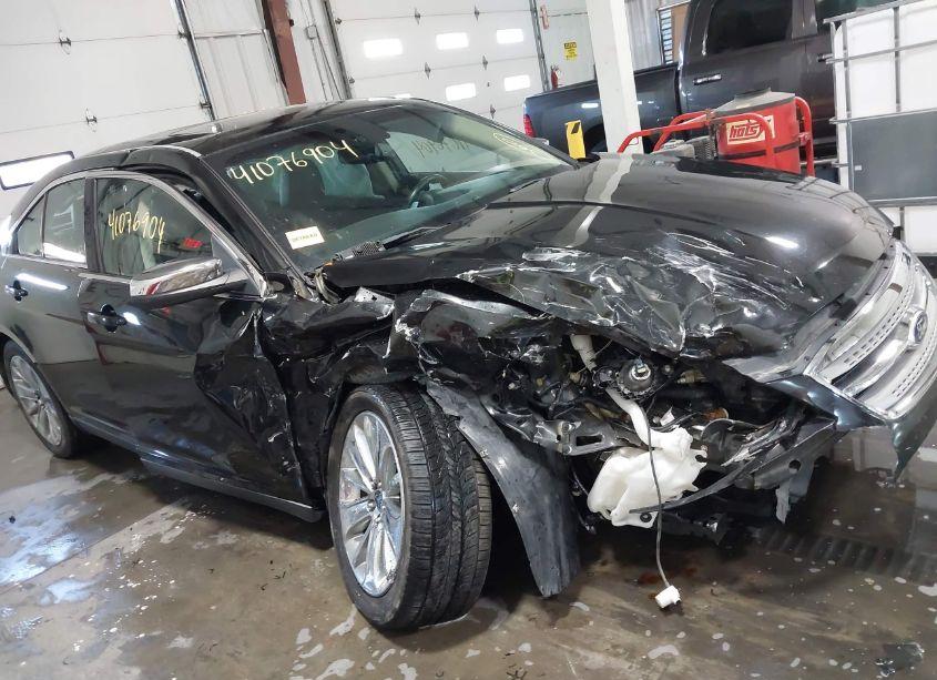 Photo 6 of 2010 Ford Taurus LIMITED (VIN 1FAHP2JW7AG155088)