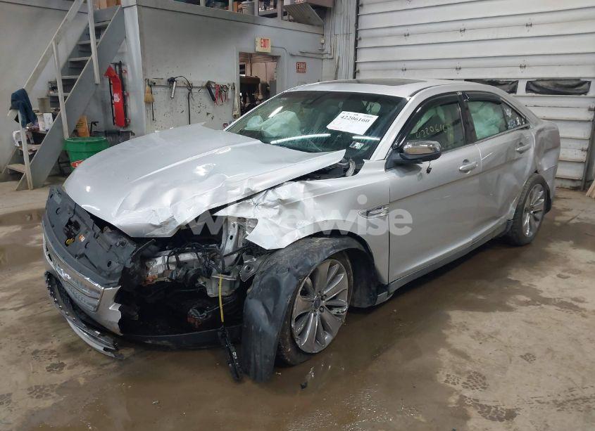 Photo 2 of 2011 Ford Taurus LIMITED (VIN 1FAHP2JW9BG167129)