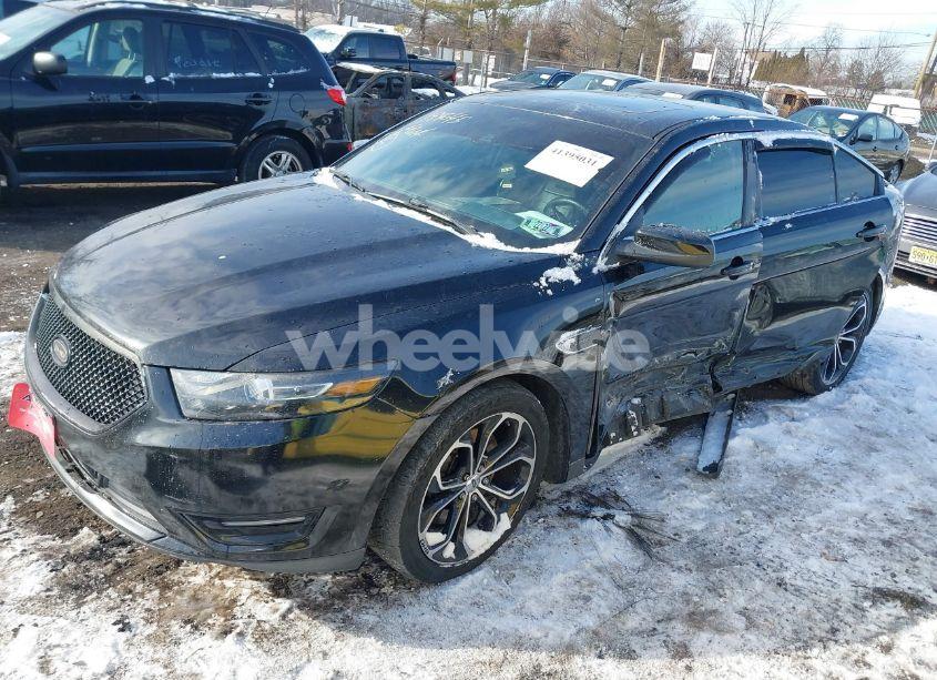 Photo 2 of 2013 Ford Taurus SHO (VIN 1FAHP2KT0DG100930)