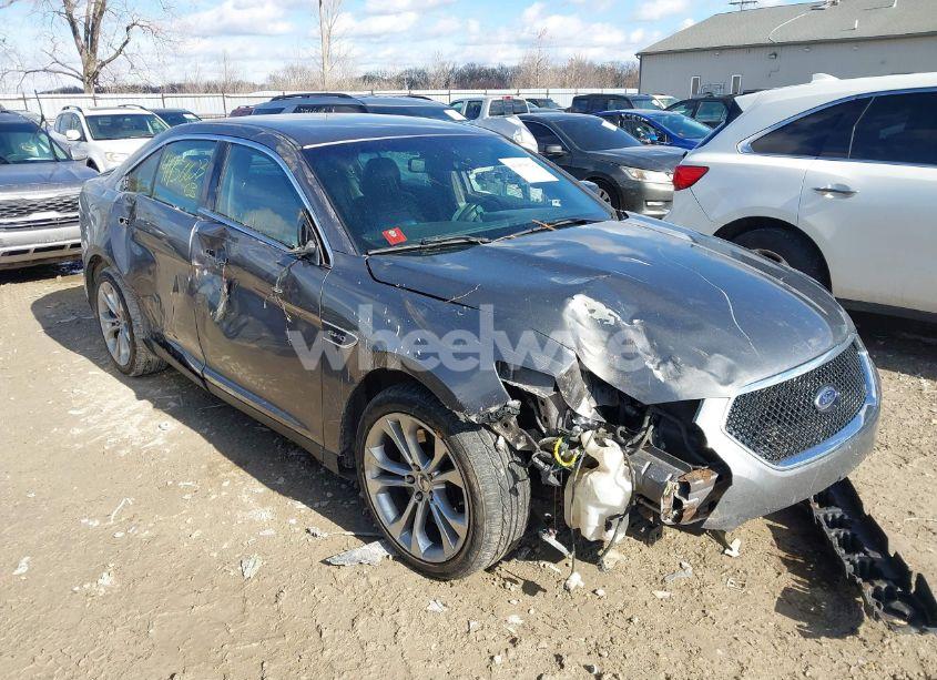 2014 Ford Taurus SHO (VIN 1FAHP2KT0EG135467) main photo