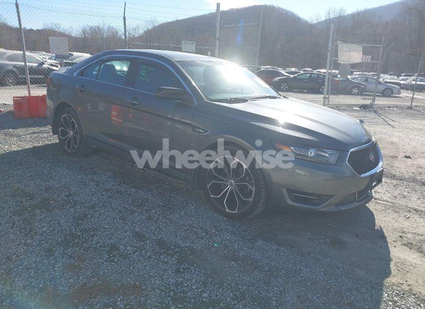 2016 Ford Taurus SHO (VIN 1FAHP2KT0GG133009) main photo