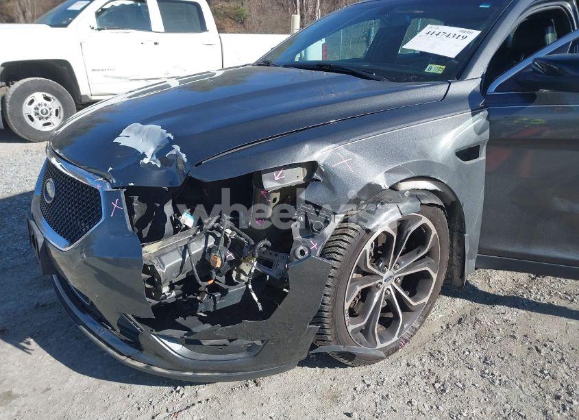 Photo 6 of 2016 Ford Taurus SHO (VIN 1FAHP2KT0GG133009)