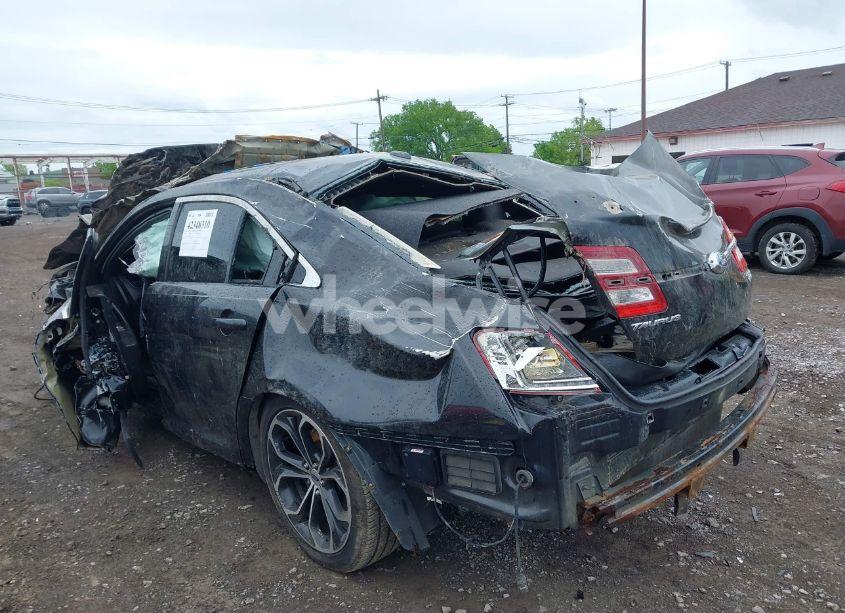 Photo 3 of 2015 Ford Taurus SHO (VIN 1FAHP2KT1FG176580)