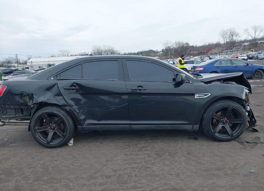 Photo 13 of 2011 Ford Taurus SHO (VIN 1FAHP2KT2BG176257)