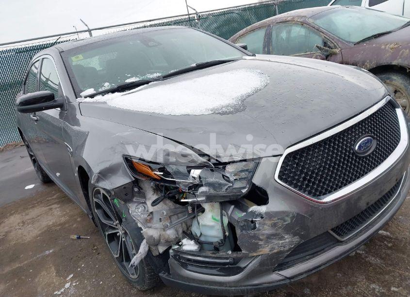 2013 Ford Taurus SHO (VIN 1FAHP2KT2DG190341) main photo