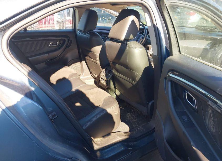 Photo 8 of 2010 Ford Taurus SHO (VIN 1FAHP2KT3AG102232)