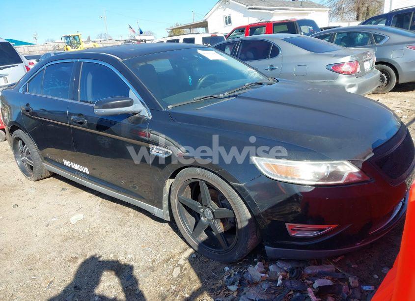2010 Ford Taurus SHO (VIN 1FAHP2KT3AG143668) main photo