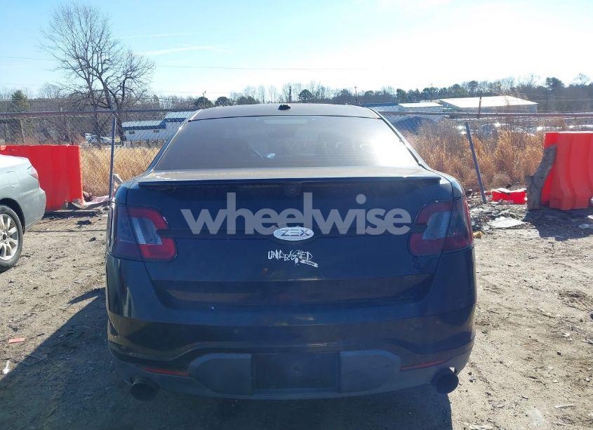 Photo 12 of 2010 Ford Taurus SHO (VIN 1FAHP2KT3AG143668)