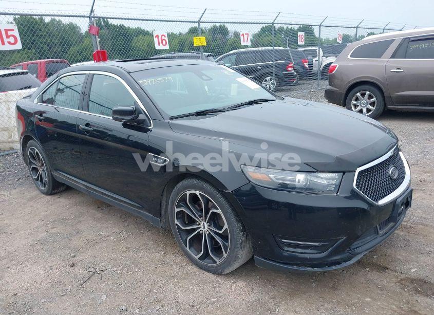 2017 Ford Taurus SHO (VIN 1FAHP2KT3HG127349) main photo
