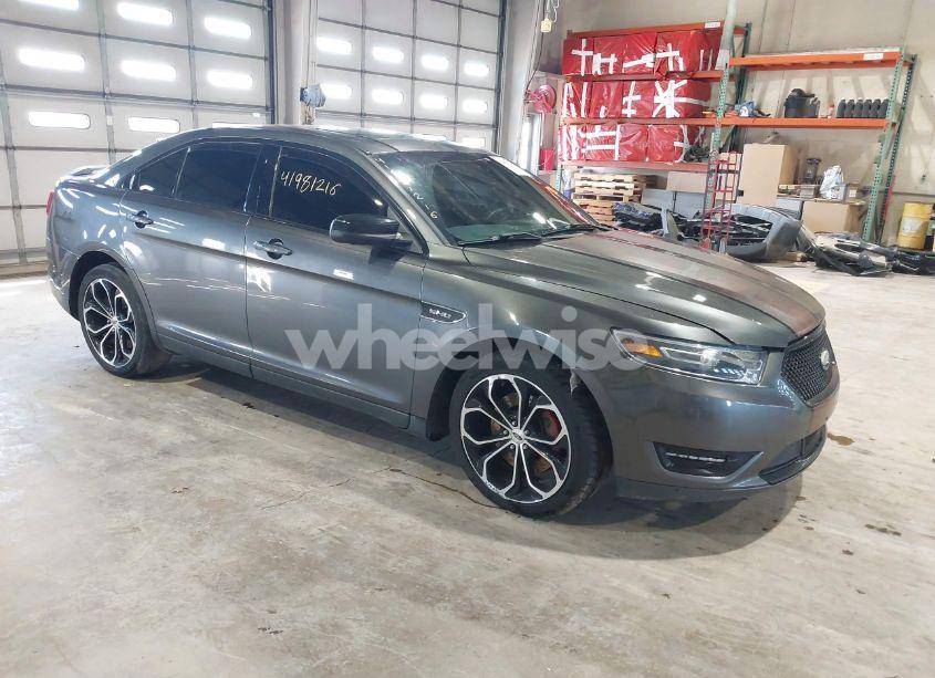 2015 Ford Taurus SHO (VIN 1FAHP2KT4FG122979) main photo