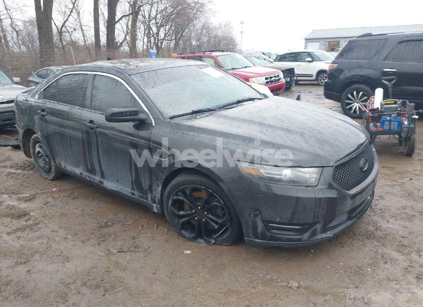 2015 Ford Taurus SHO (VIN 1FAHP2KT4FG182700) main photo