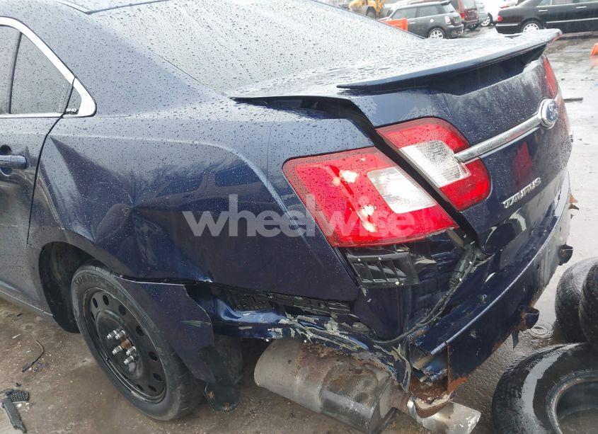 Photo 6 of 2011 Ford Taurus SHO (VIN 1FAHP2KT5BG140644)