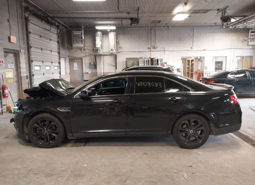 Photo 15 of 2013 Ford Taurus SHO (VIN 1FAHP2KT6DG122656)