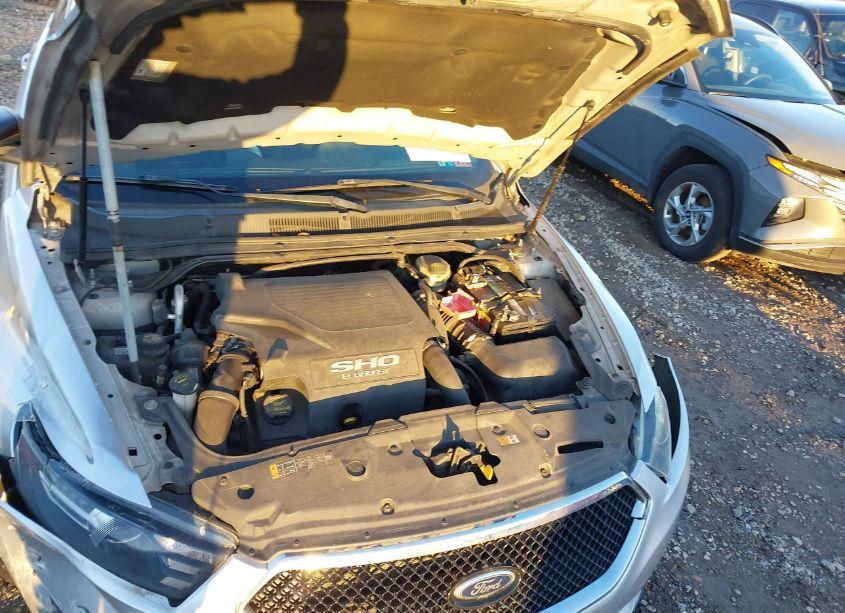 Photo 10 of 2013 Ford Taurus SHO (VIN 1FAHP2KT6DG183876)