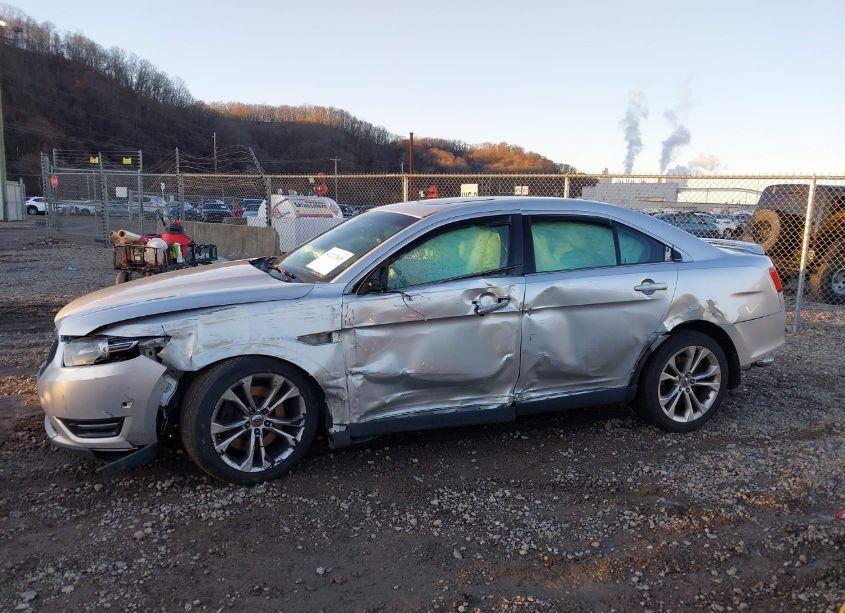 Photo 13 of 2013 Ford Taurus SHO (VIN 1FAHP2KT6DG183876)