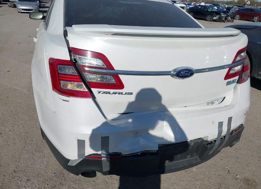 Photo 6 of 2015 Ford Taurus SHO (VIN 1FAHP2KT6FG158852)