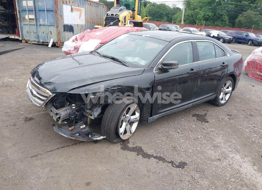 Photo 2 of 2010 Ford Taurus SHO (VIN 1FAHP2KT7AG132561)