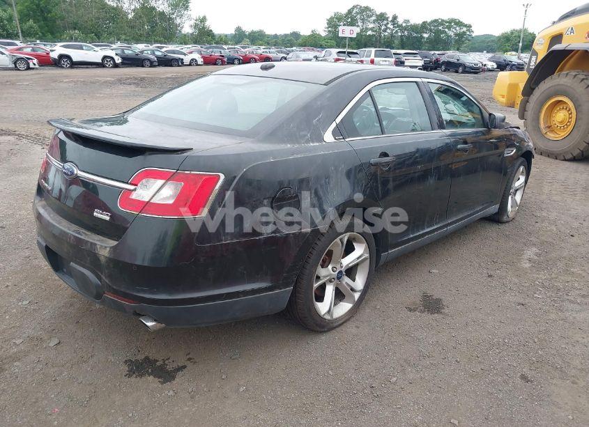 Photo 4 of 2010 Ford Taurus SHO (VIN 1FAHP2KT7AG132561)